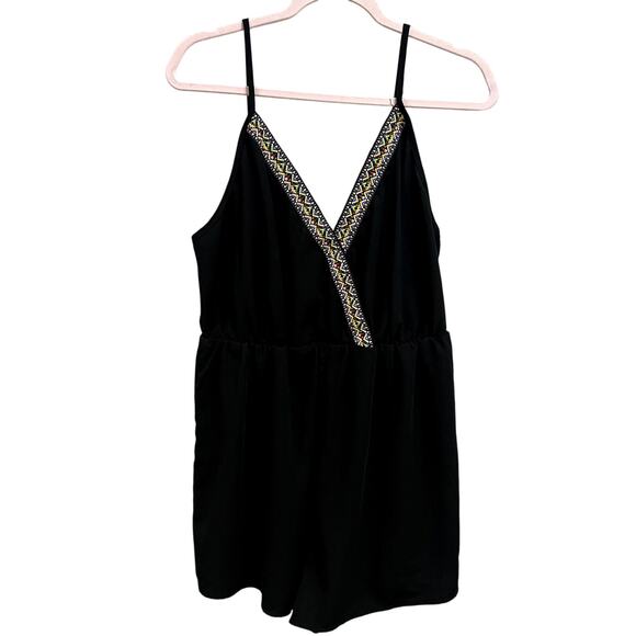 Women's Curvy Spaghetti Strap Open Back Black Romper Aztec Stitch Detail 0XL - Picture 1 of 3